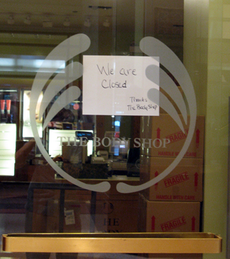 Closed Body Shoppe, Chicago Place Mall