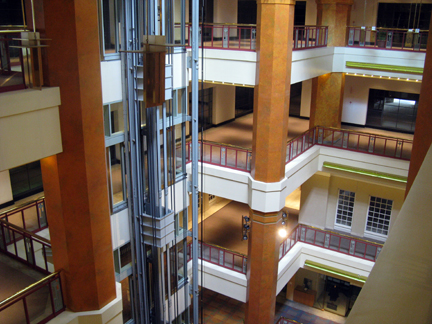 Chicago Place shopping mall, North Michigan Avenue